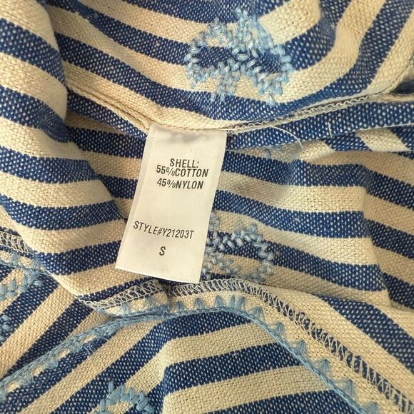 TUCKERNUCK Blue Stripe Mini Sullivan
Embroidered Canvas Kaftan
MM19 - Picture 8 of 8